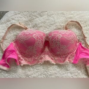 Victoria Secret Push Up Bra (36DD)